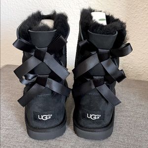 UGG Bailey Bow 2 black boots